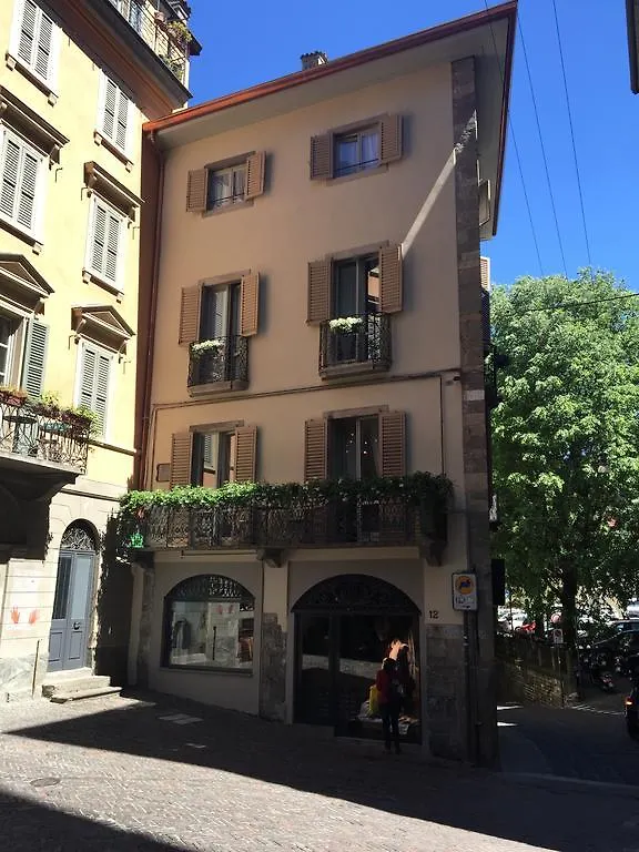 ホテル La Torre Bergamo House 2*,  イタリア